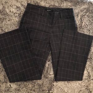 Daisy Fuentes Petites Metallic Thread Trouser